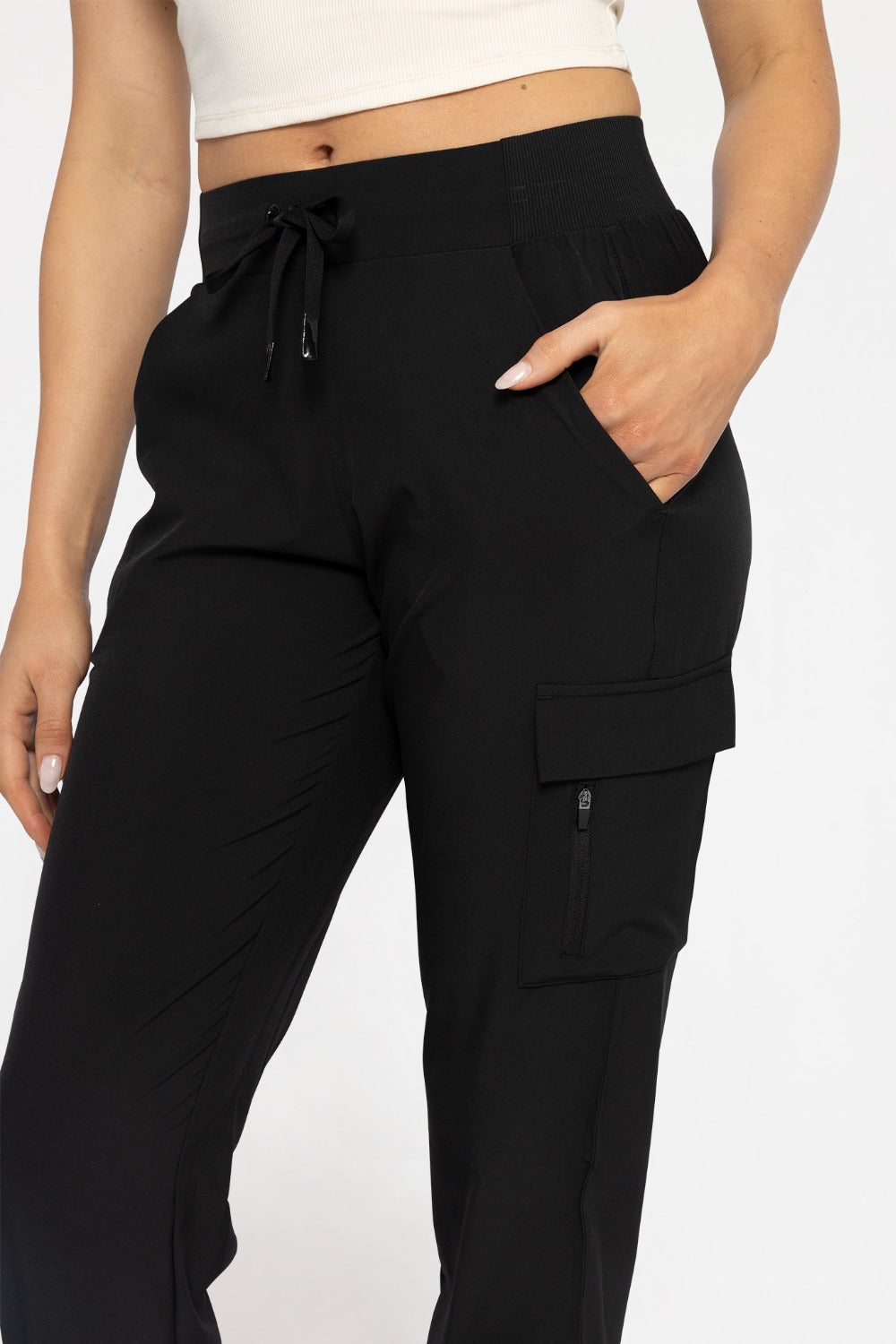 Black High-Waisted Capri Active Joggers with Pockets