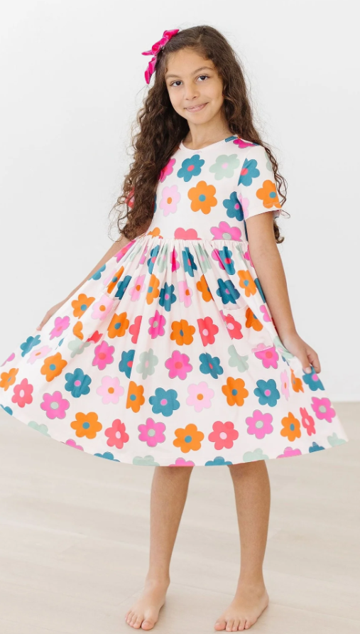 Retro Floral Pocket Twirl Dress