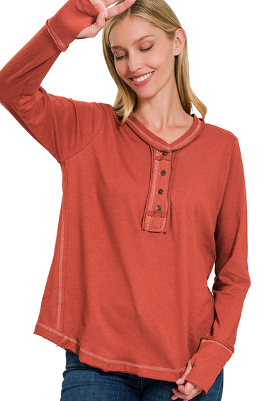 Thumb hole cuffs button closure long sleeve top