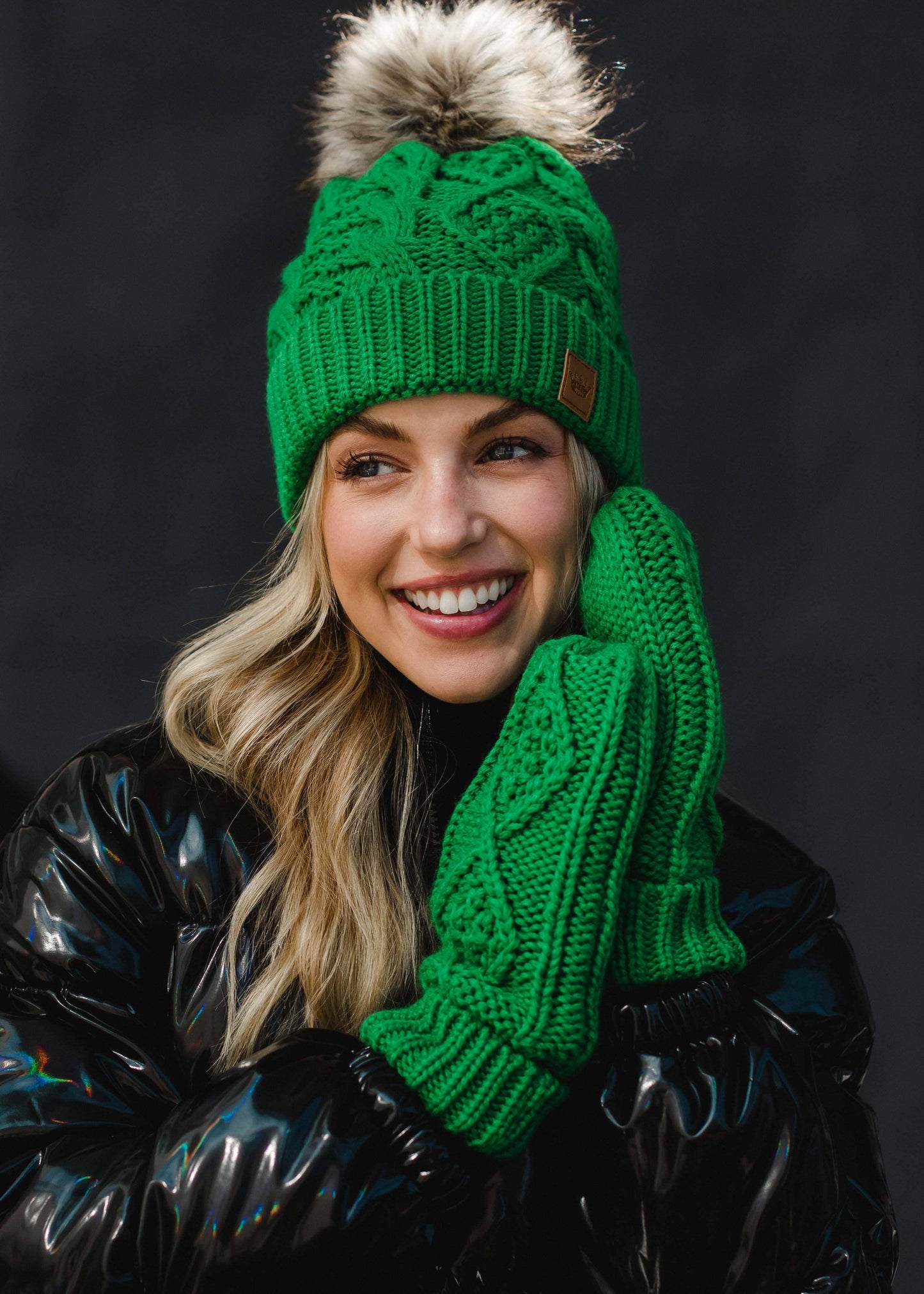 Kelly Green Cable Knit Mittens