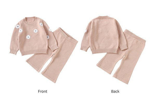 Daisy Embroidered 2-Pc Set