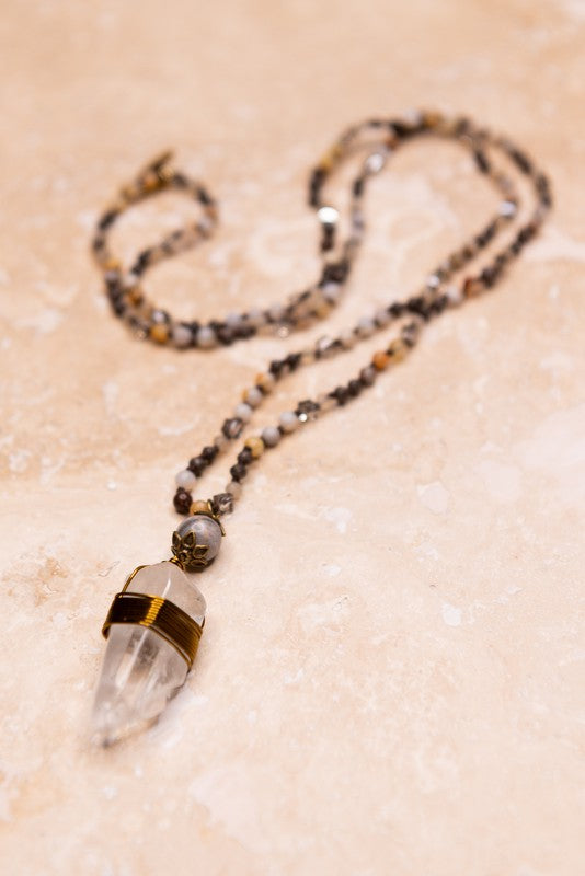 Suri Necklace Grey