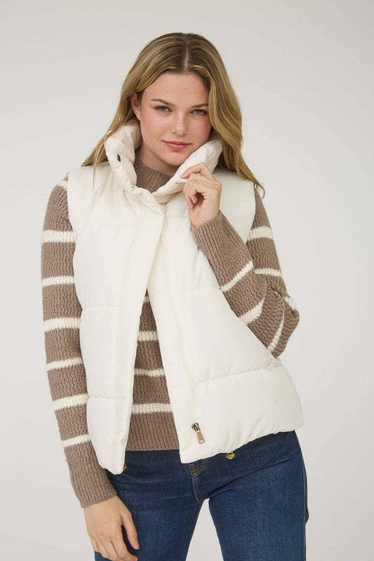 IVORY-SOLID ZIP UP PUFFER VEST