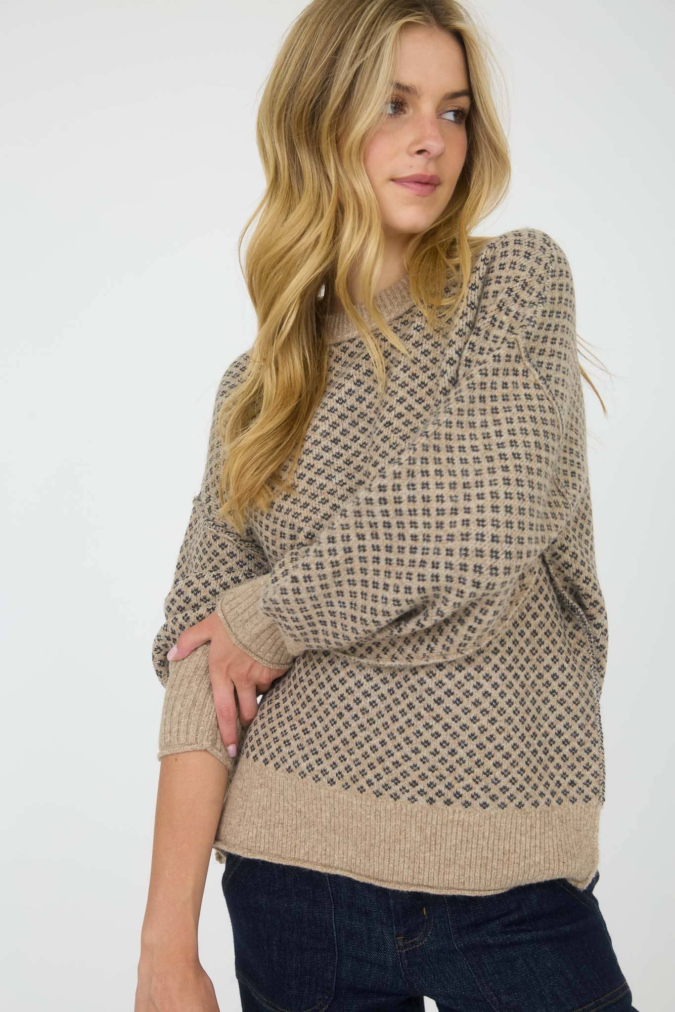 KHAKI MINI JACQUARD CREW NECK LONG SLEEVE KNIT SWEATER