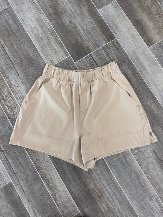 Off White Crinkle Short