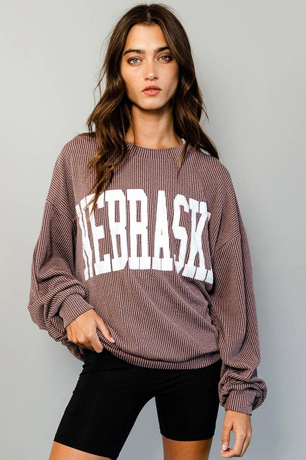 'NEBRASKA' Comfy Oversize Graphic Sweatshirt: COFFEE