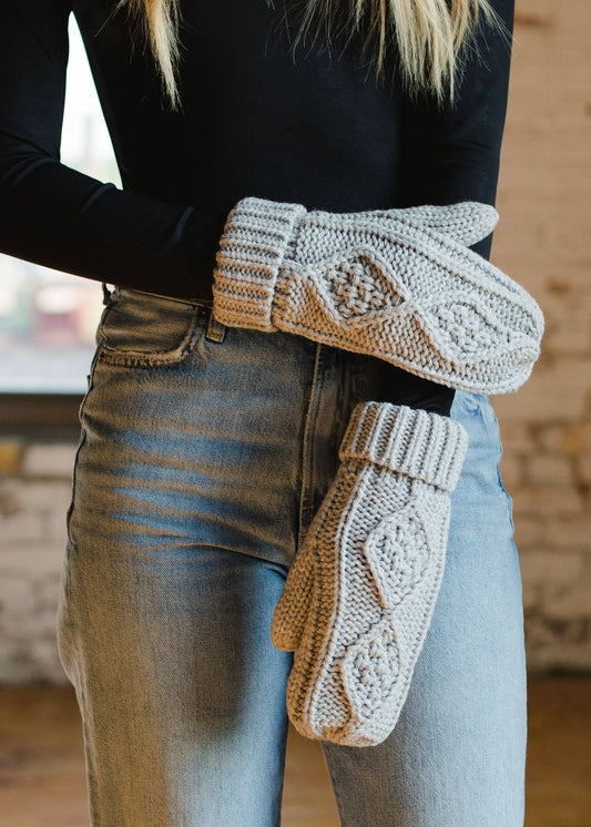 Light Grey Cable Knit Mittens